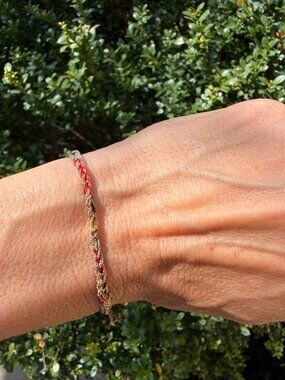 Carolina Bucci Rainbow & Yellow Gold Lucky Bracelet With Lucky Clover